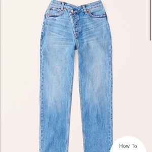 Abercrombie & Fitch Curve Love High Rise Dad Jeans